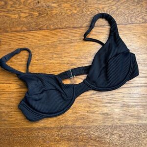 Billabong bikini top